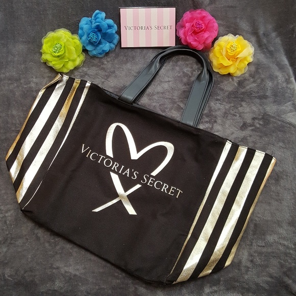 Victoria's Secret Handbags - 👜Victoria's Secret Tote Bag👜